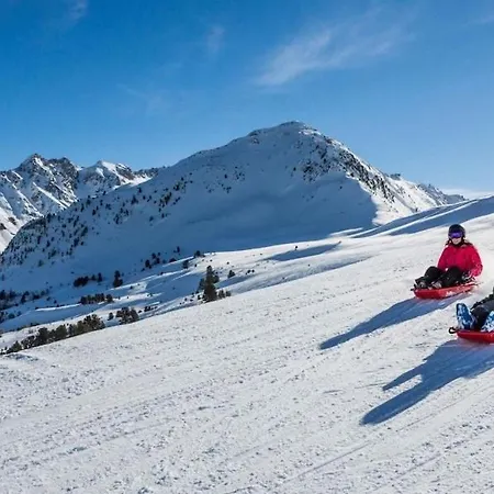 Alpine Cozy Nest - La Planchette